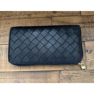 Bottega Veneta Wallet Womens Black Intrecciato Leather Zip Around Italy